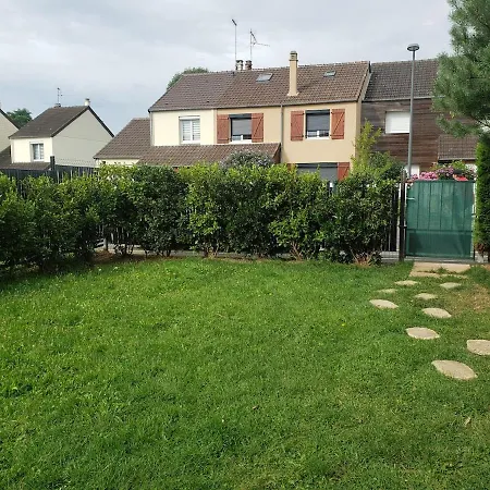 Entier 5 Personnes Avec Jardin בית נופש *